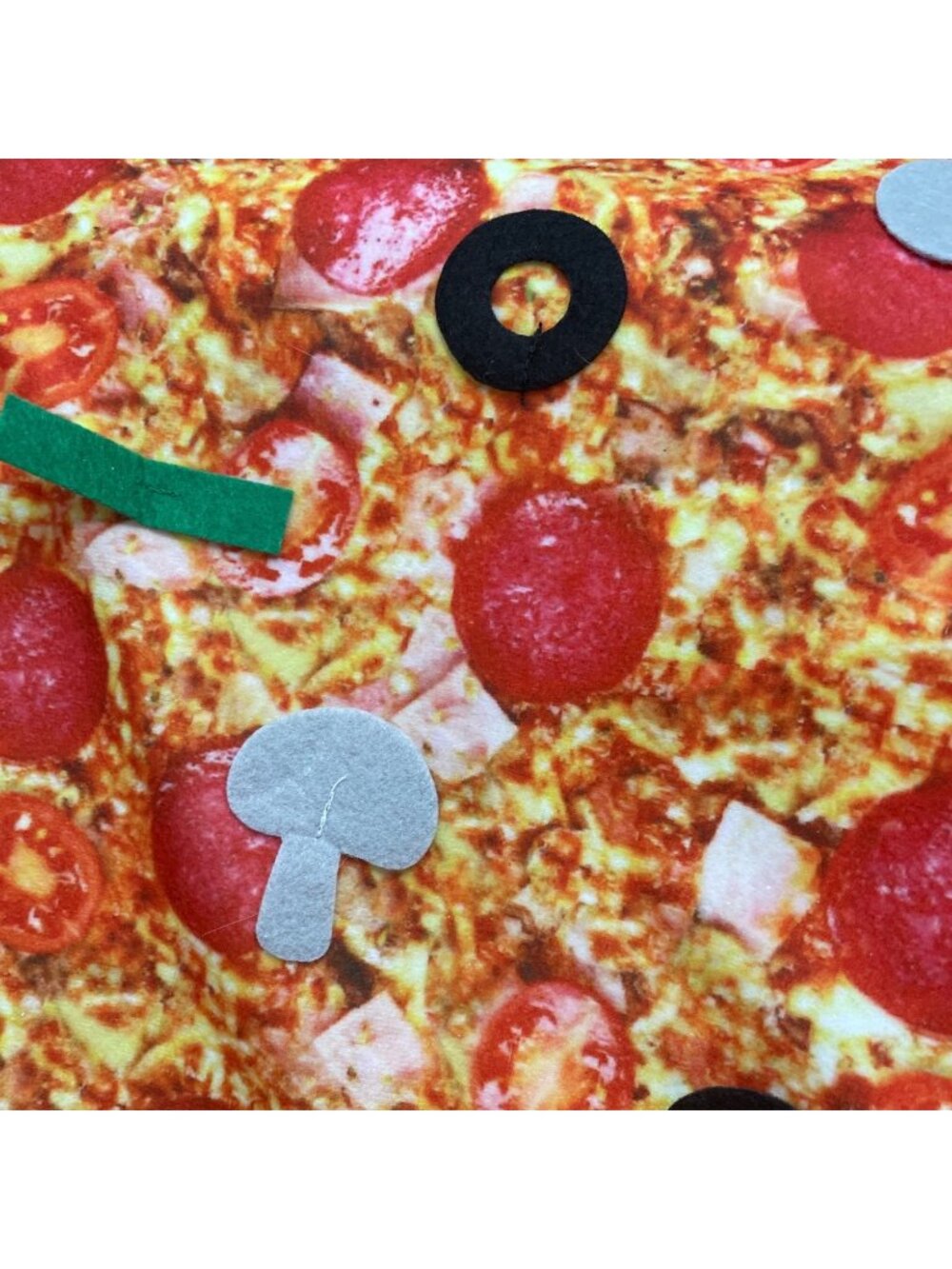 Dog Halloween Pizza Costume Sz Medium Slice w Pepperoni Olives Cheese Adjustable - Picture 5 of 10